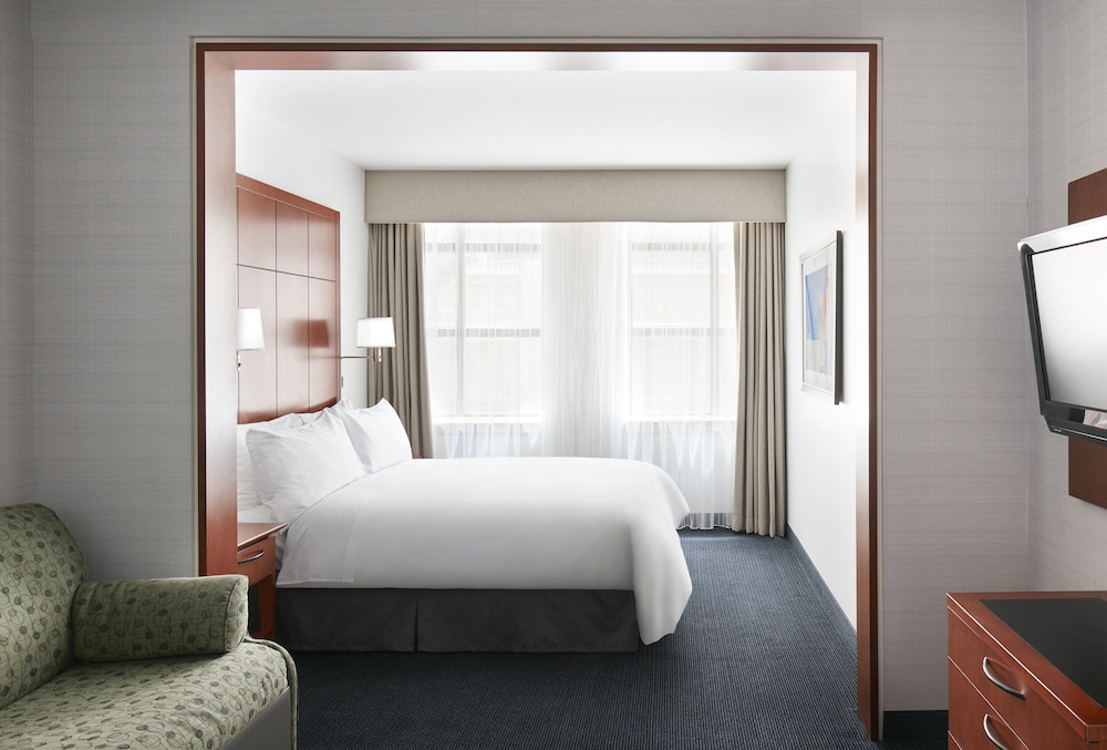 Central Loop Hotel 18/54
