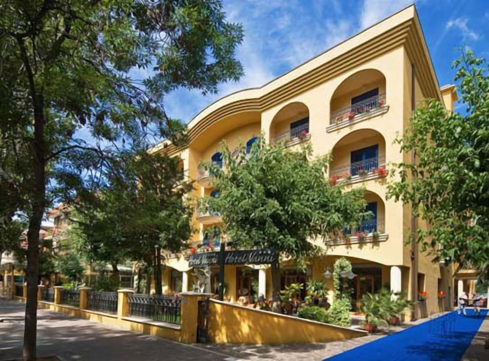 Hotel Vanni 3/39