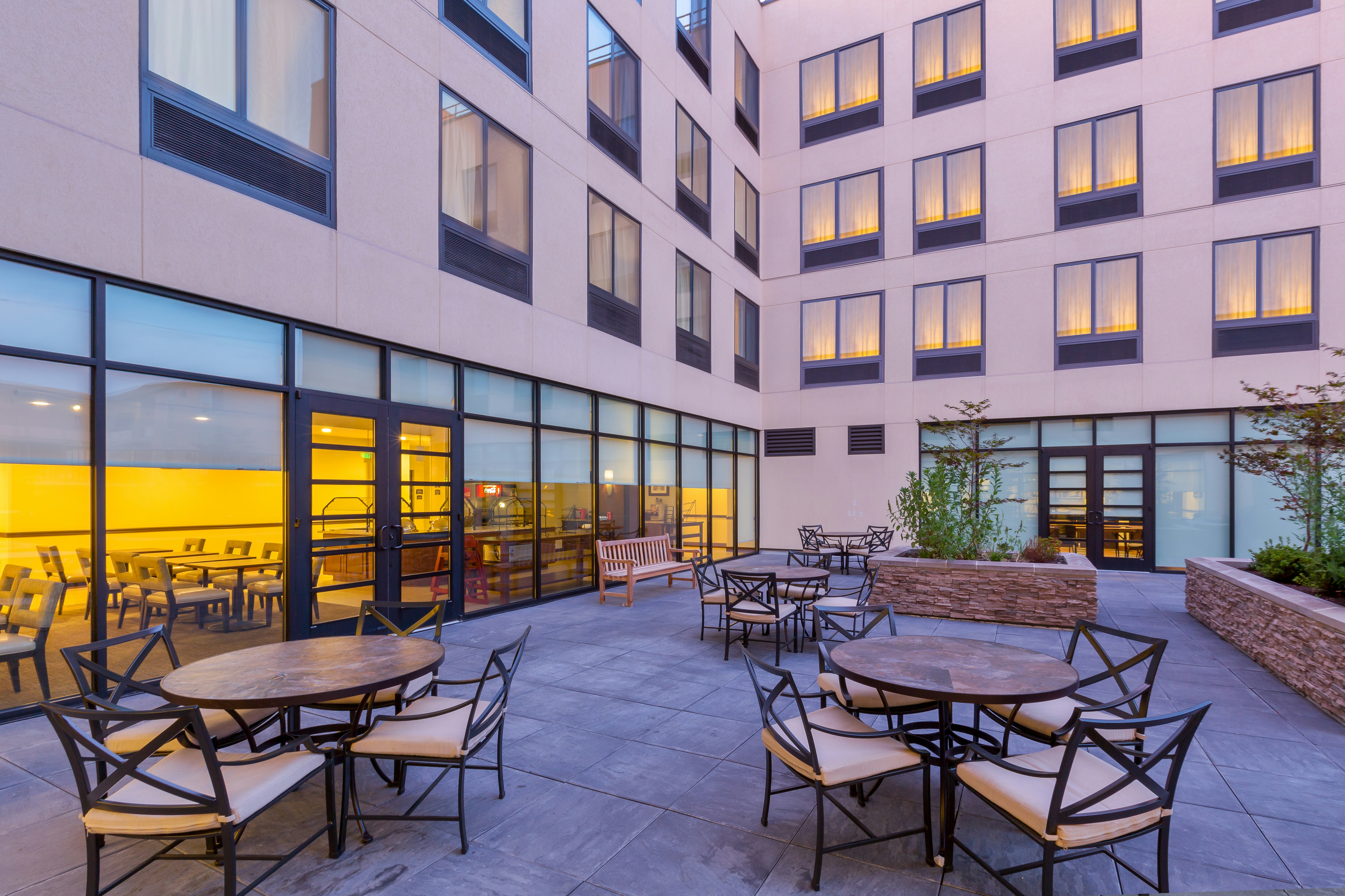 Staybridge Suites Seattle Fremont 42/61