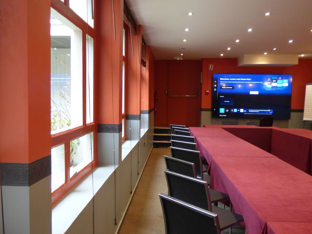 Escatel Hotel 52/60