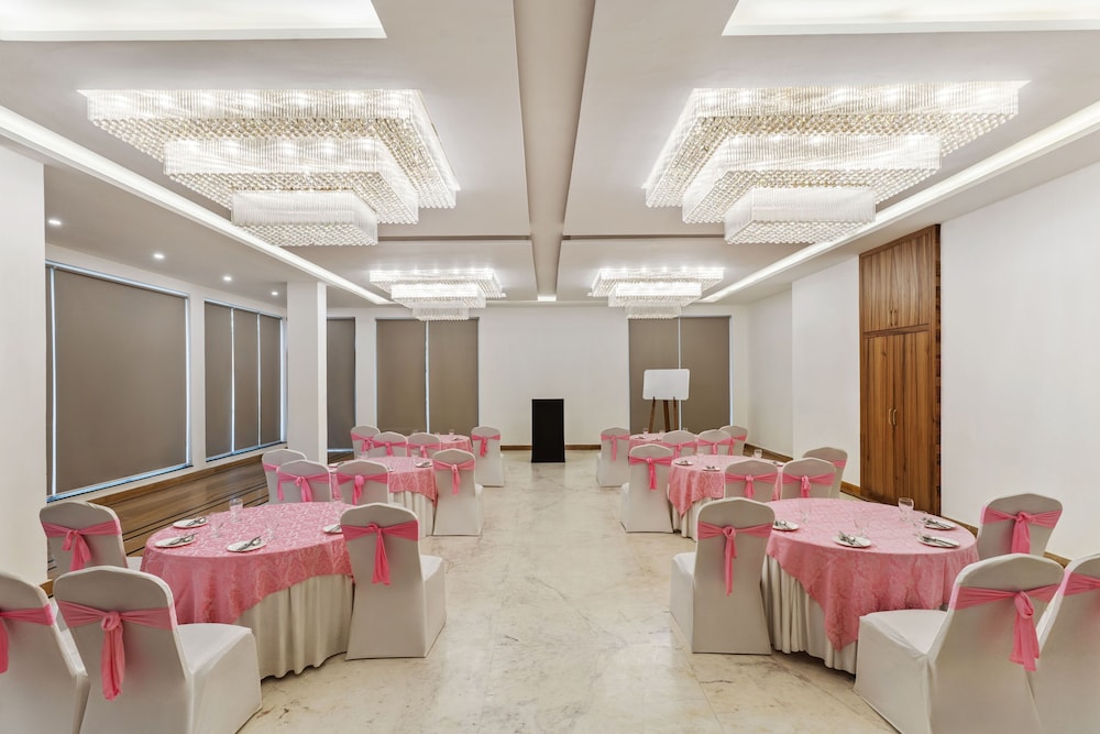Country Inn Premier Pacific Mall Road Mussoorie 46/60