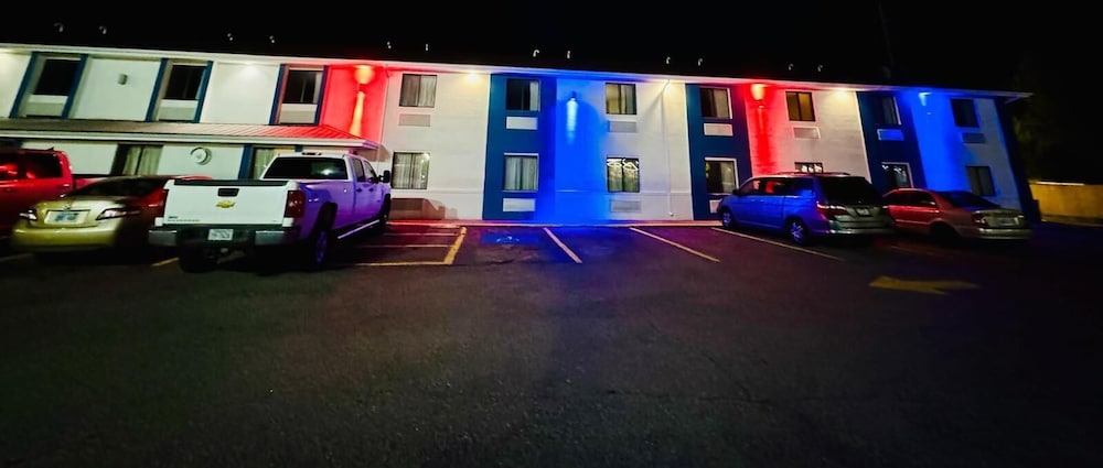 Travelodge by Wyndham Junction City 29/35