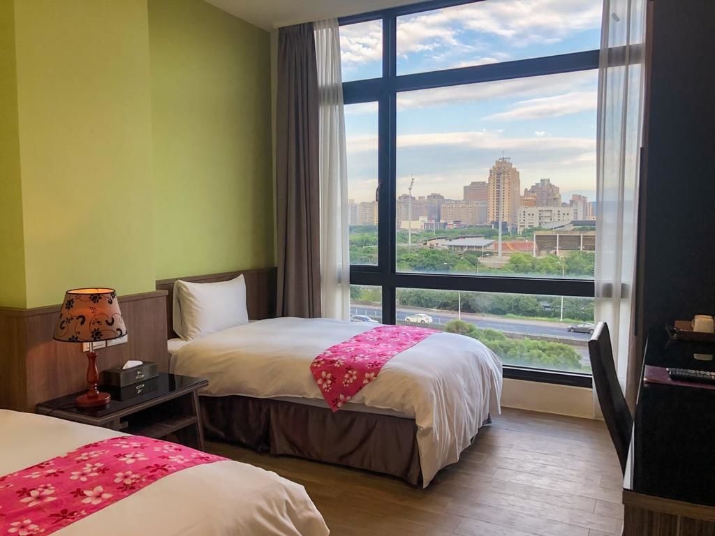 ELITE, TWIN BEDS