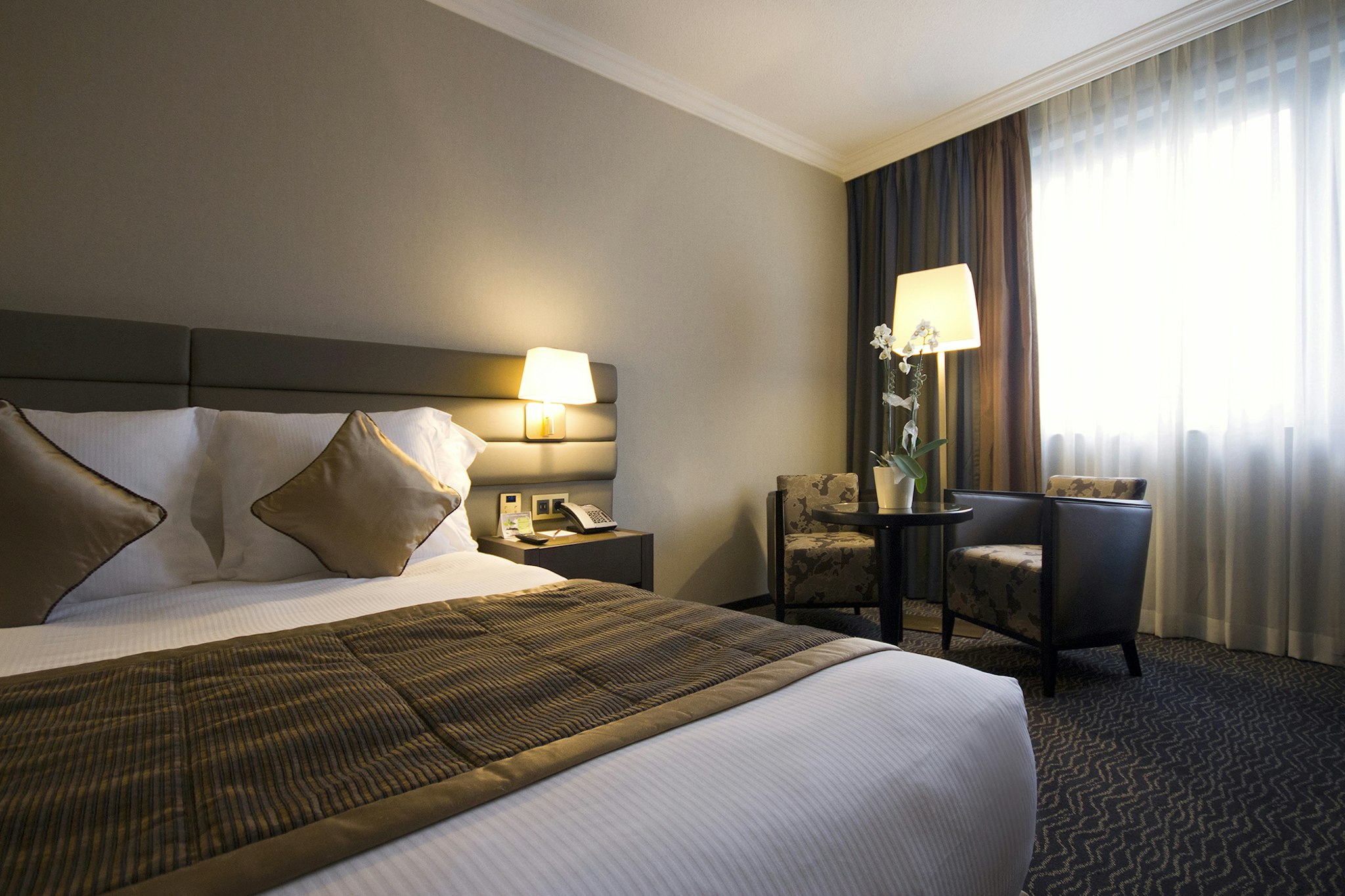 Le Royal Hotels & Resorts 17/82