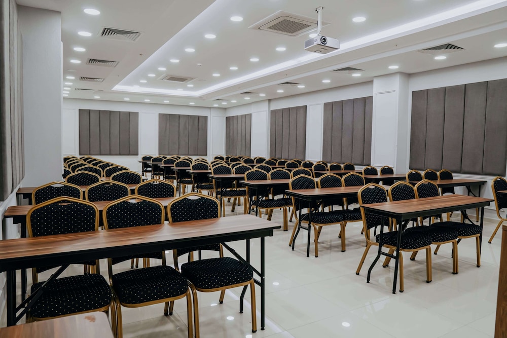 Sakarya Hotel 43/49