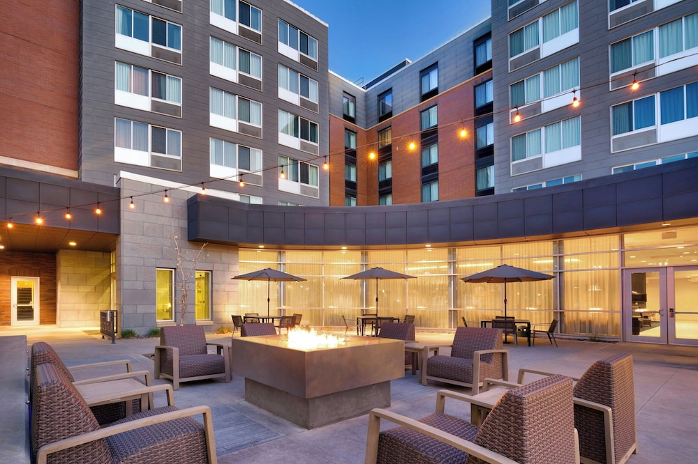 Courtyard Lincoln Downtown 60/63