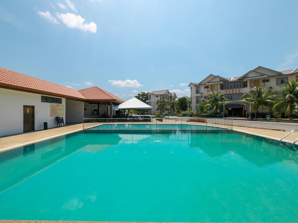 Seri Bayu Resort 38/46