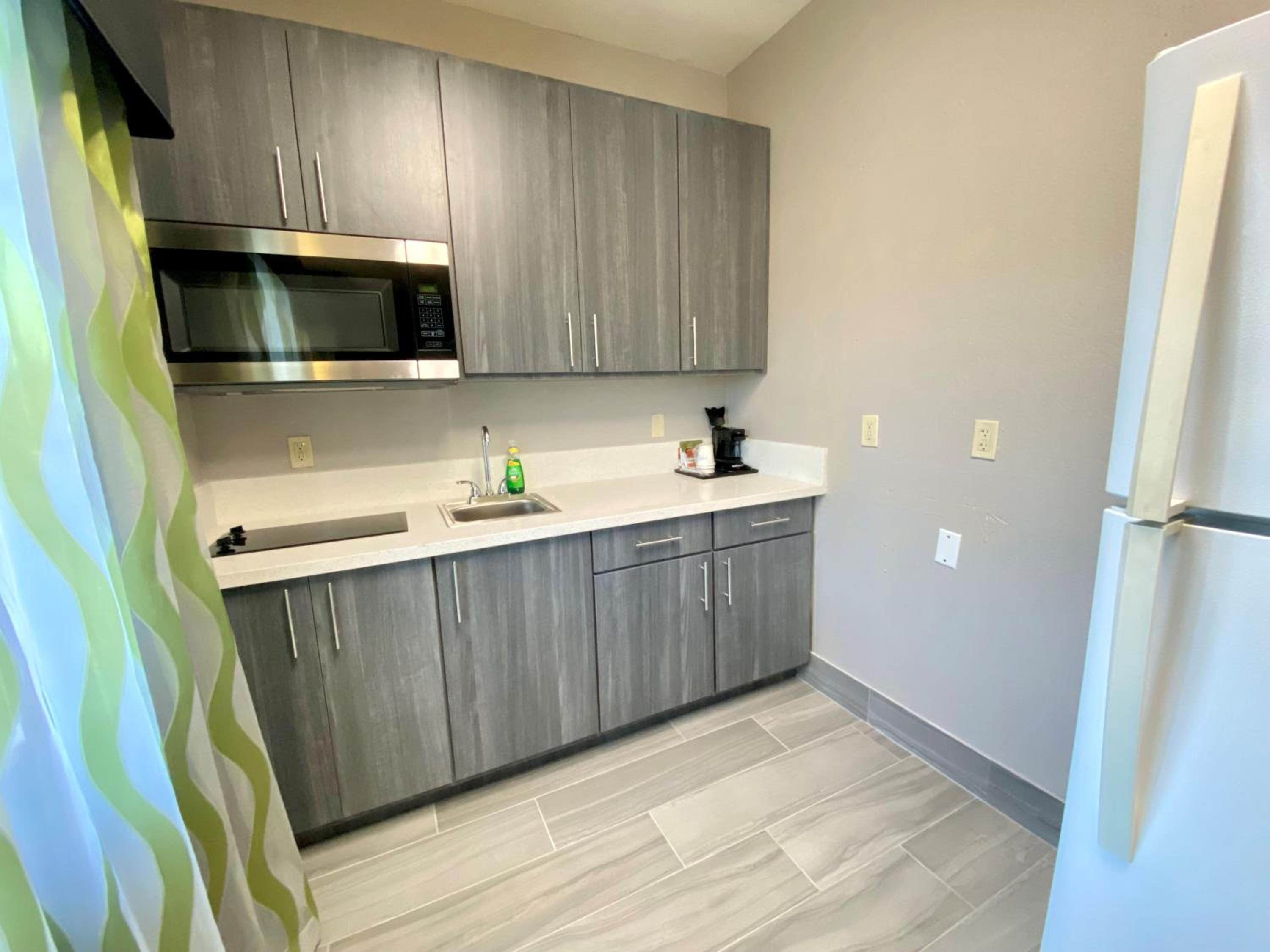 EXECUTIVE, SUITE, 2 QUEEN BEDS