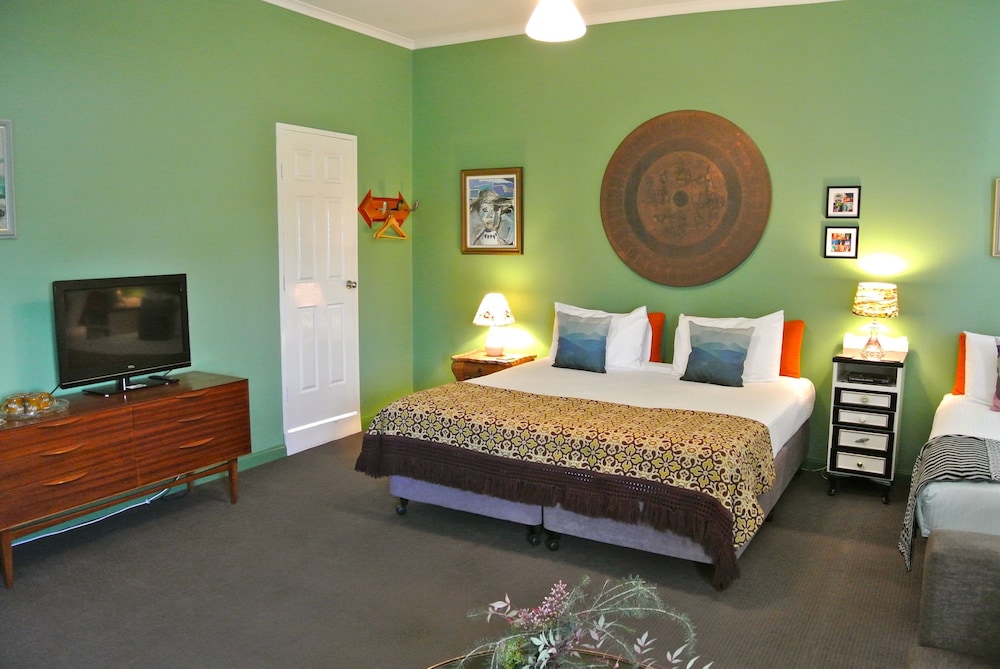 Vine Valley Inn 7/36