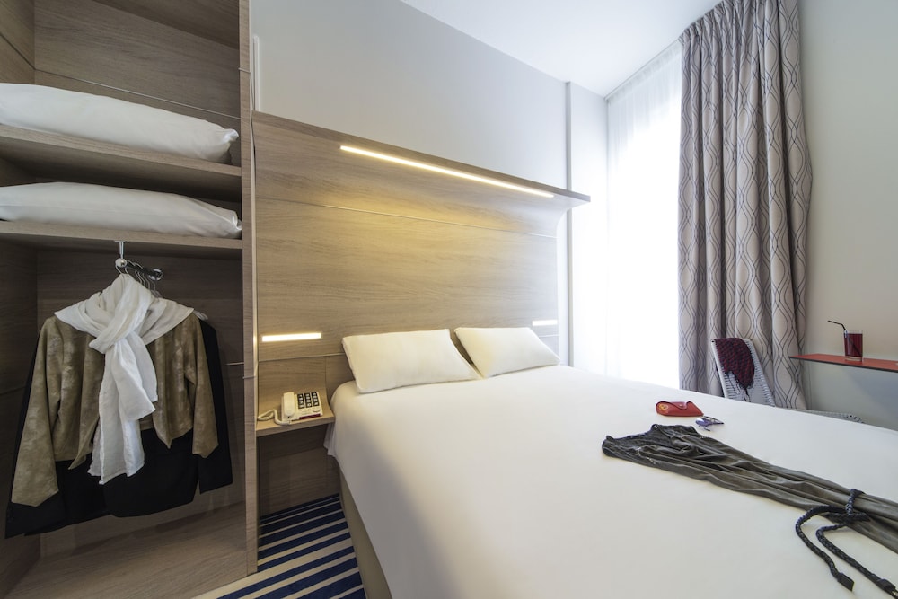 Ibis Styles La Rochelle Centre 10/49