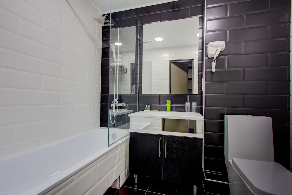 Art Hotel Bishkek 44/50