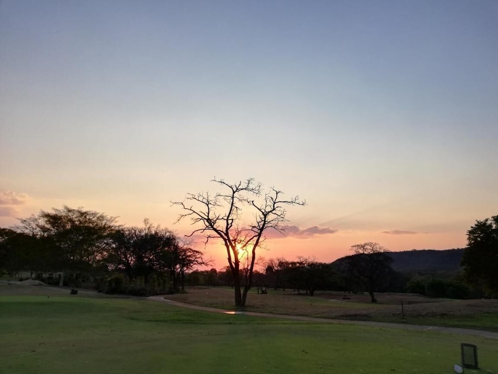 Sabi River Sun Resort 29/44