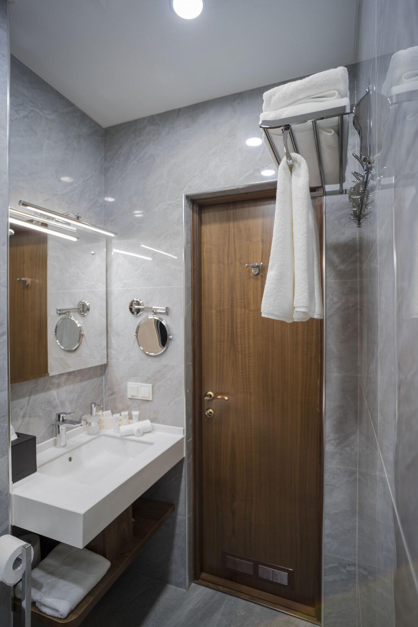 غرفة سوبيريور رباعية، Oscar Boutique Hotel 4/4