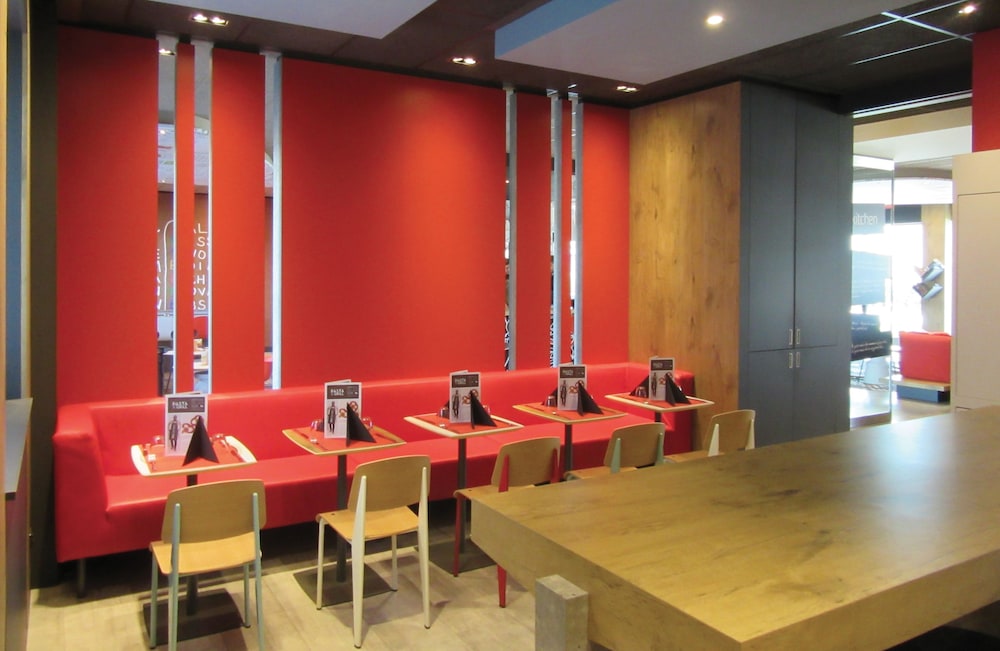 Ibis Milano Fiera 60/70