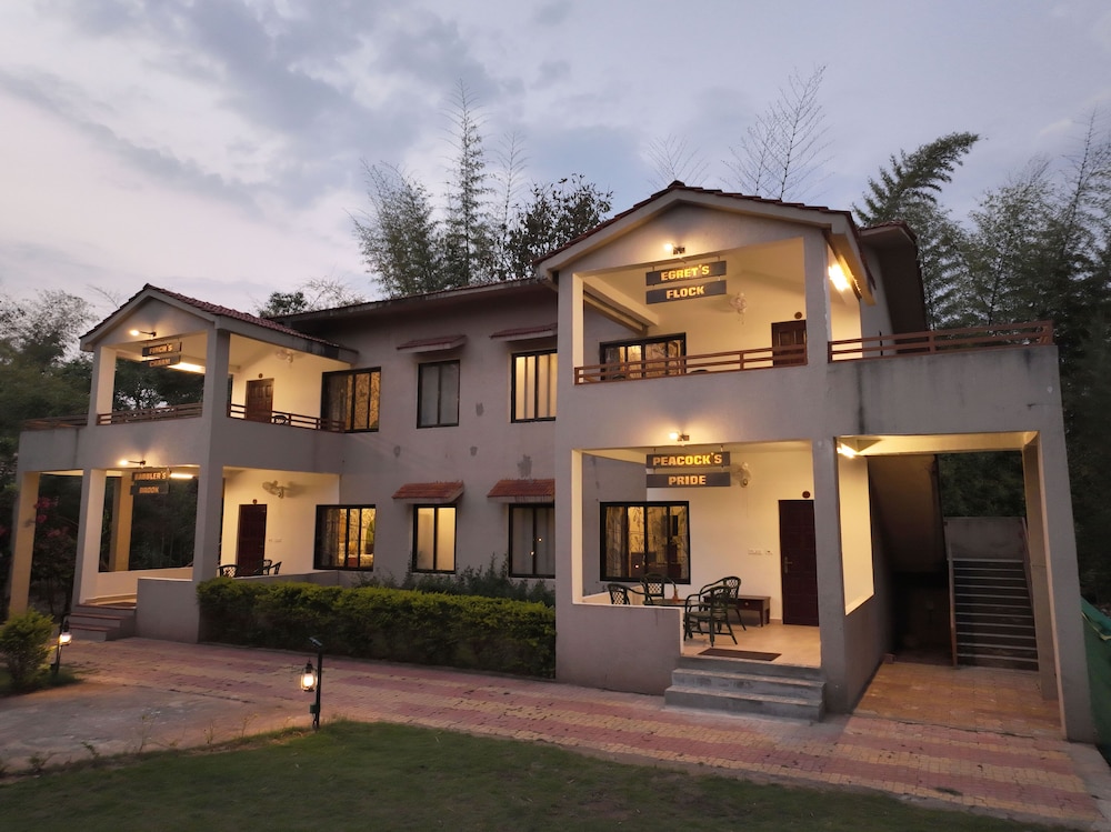 Tathastu Kanha in Baihar