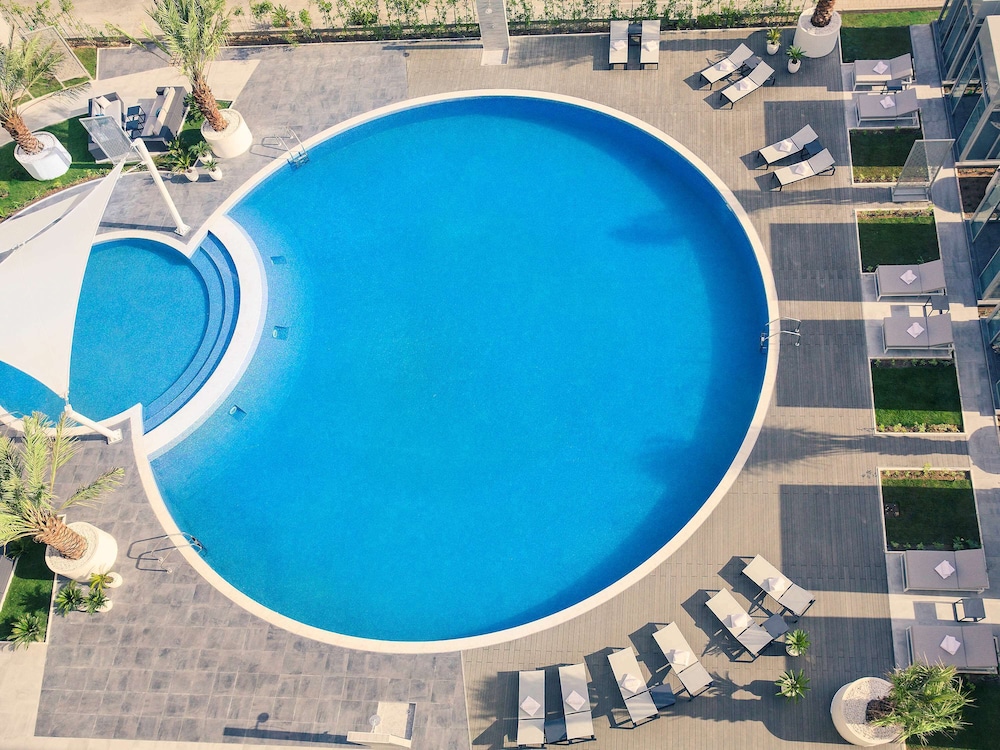 Mercure Sohar 45/49