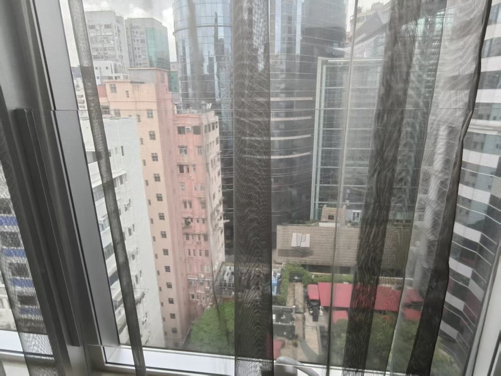 H1 Hotel 4/55