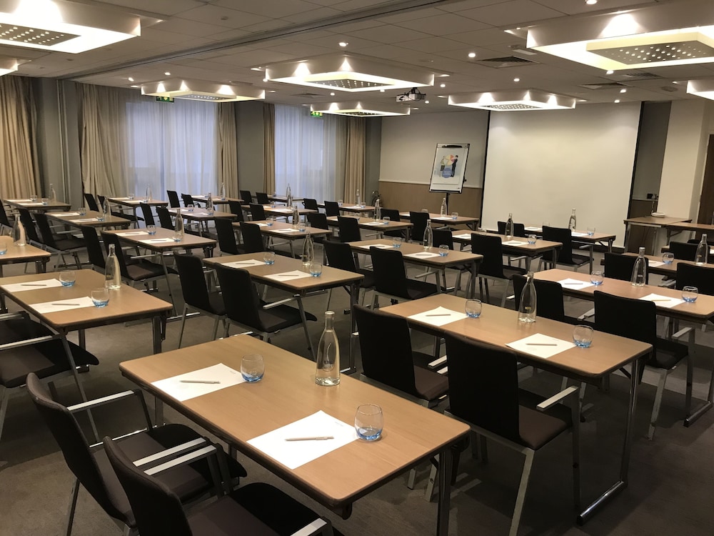 Novotel Sheffield Centre 68/76