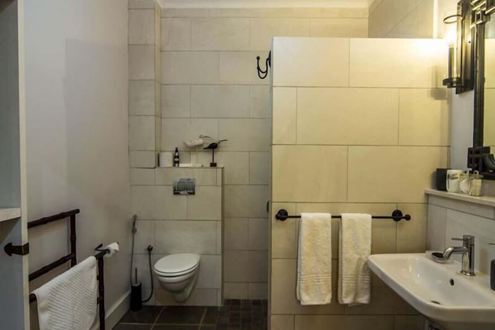 Maison - H Guest House 45/50