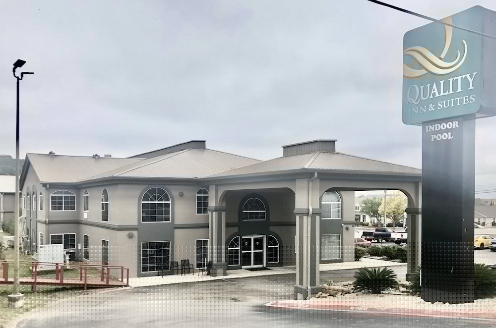 Quality Inn & Suites Kerville, TX 1/41