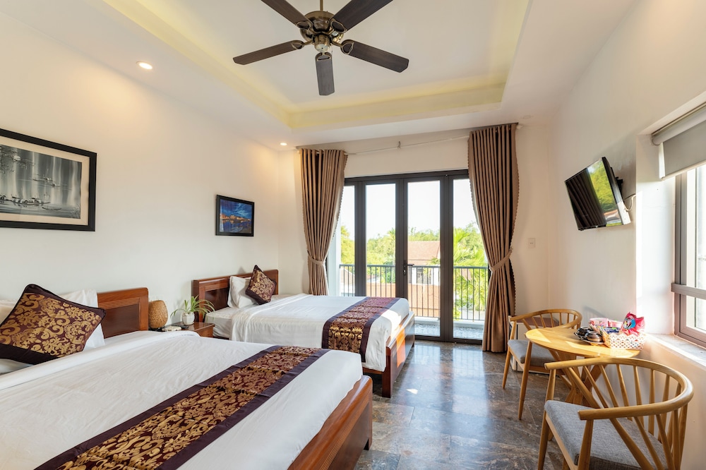 Rice River Villa 9/47