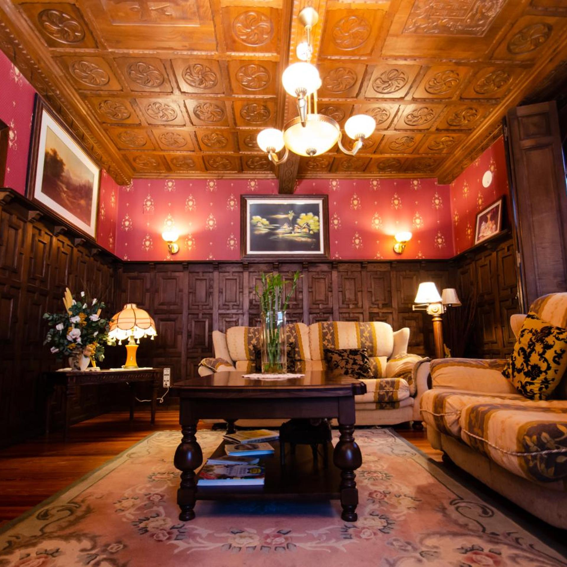 Hotel Palacete Real 33/43