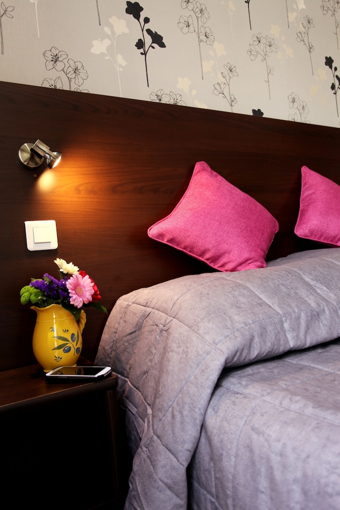 Alane Hotel 37/57