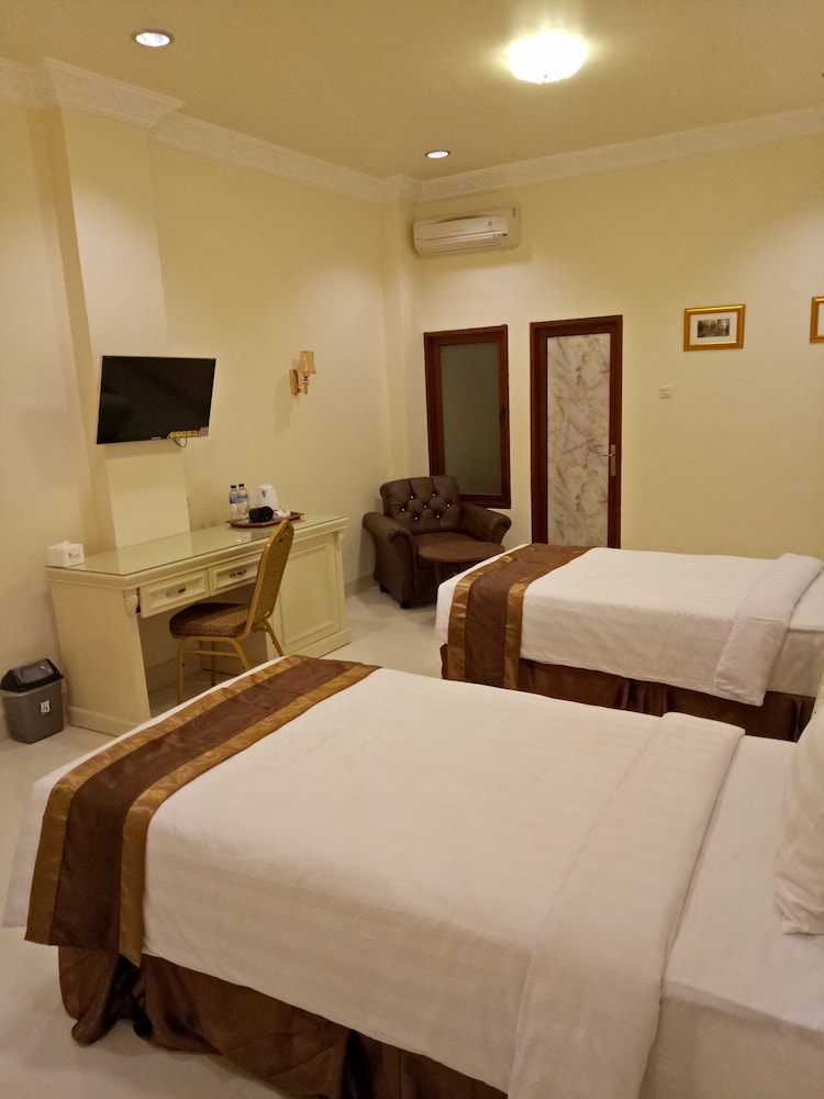 Grand Town Hotel Mandai 10/29