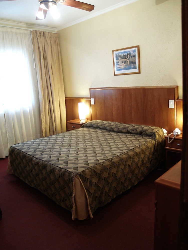Hotel El Cabildo 7/52