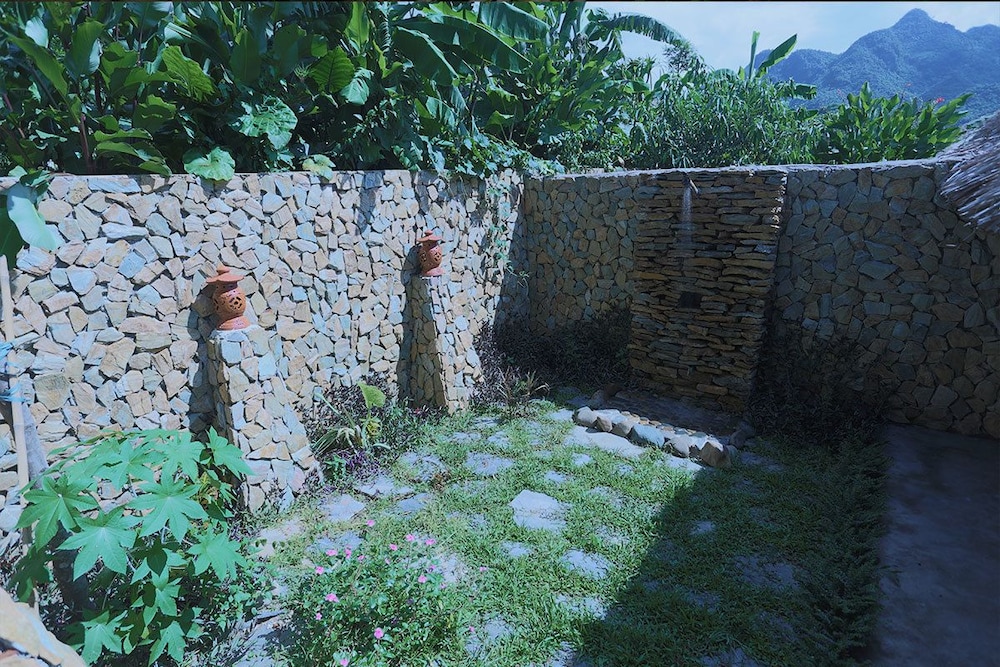 Mai Chau Ecolodge 50/72