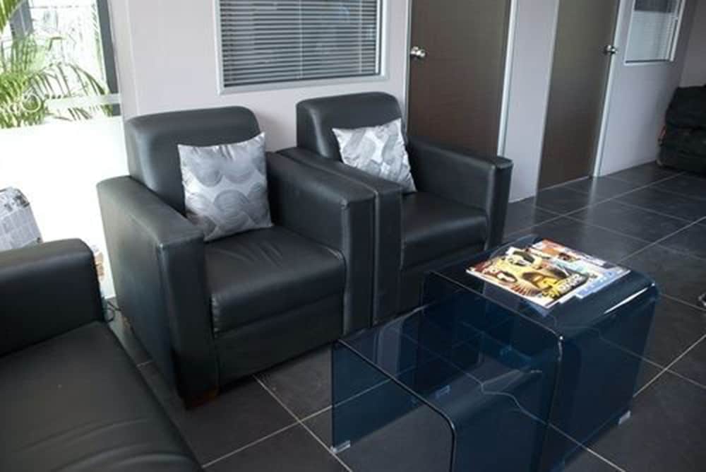 Casa Fina Fine Homes 40/66