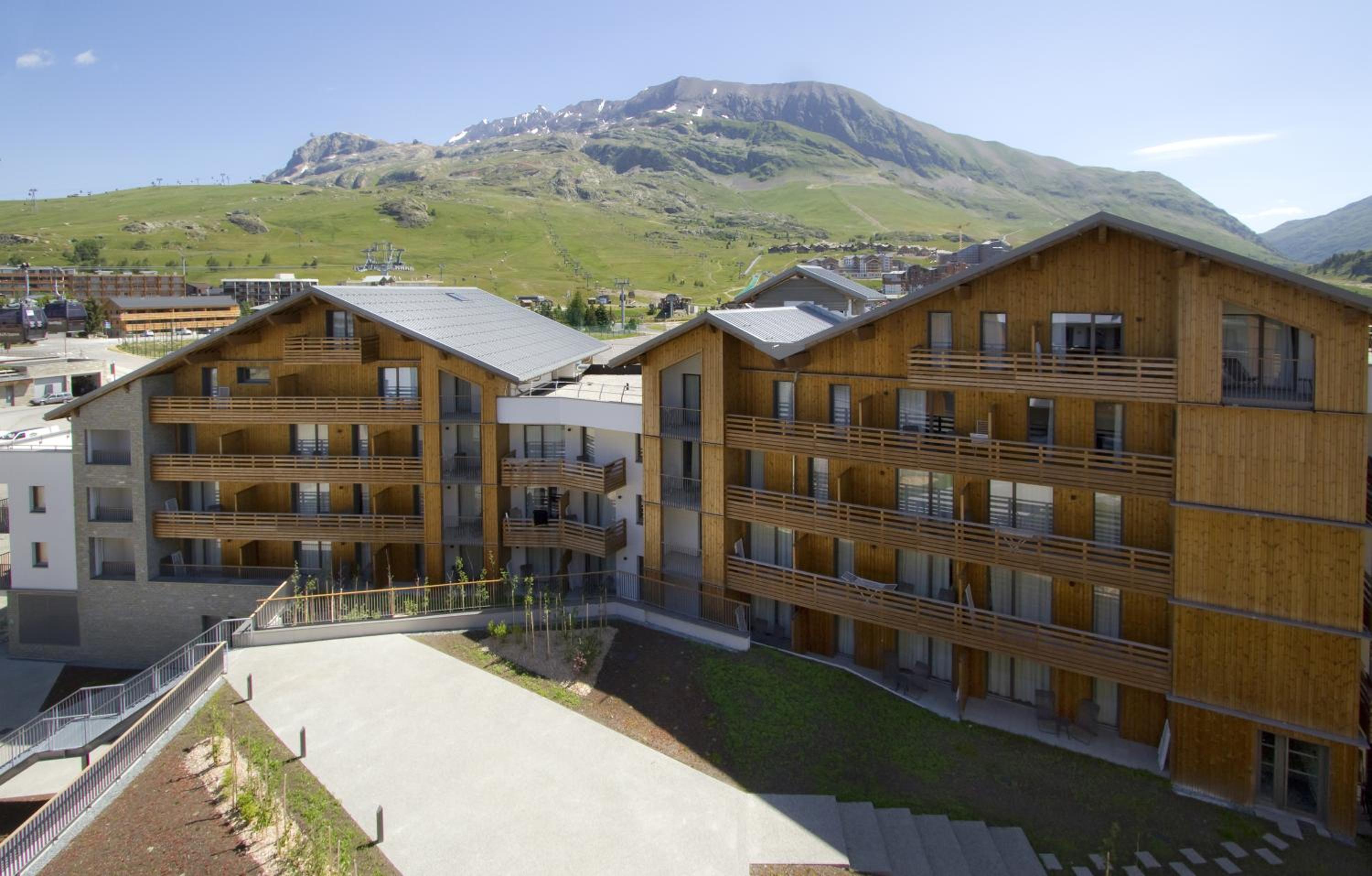 Appart'Hotel Prestige Odalys L'Eclose 23/23