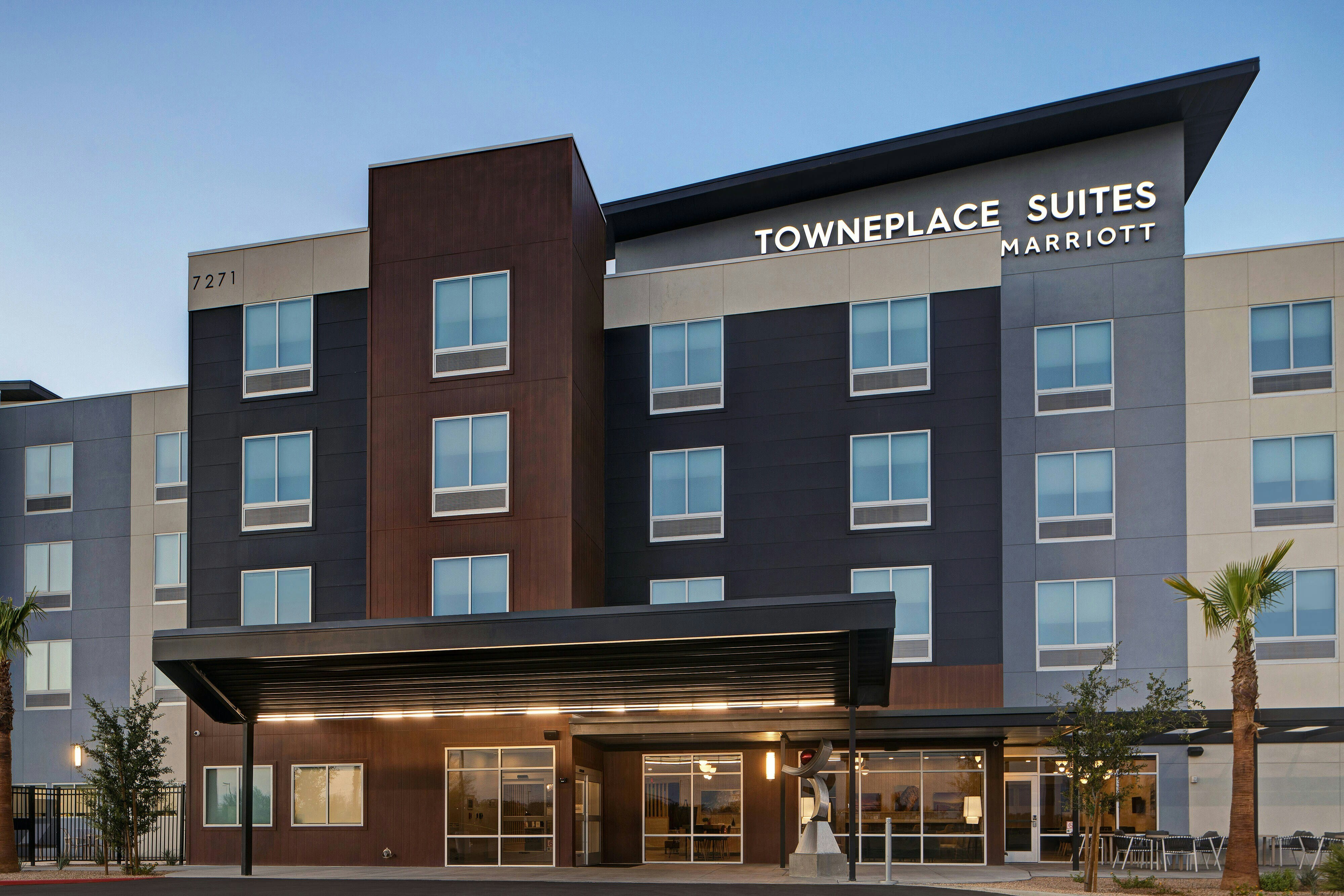 TownePlace Suites by Marriott Phoenix Glendale Sports & Entertainment District 2/26