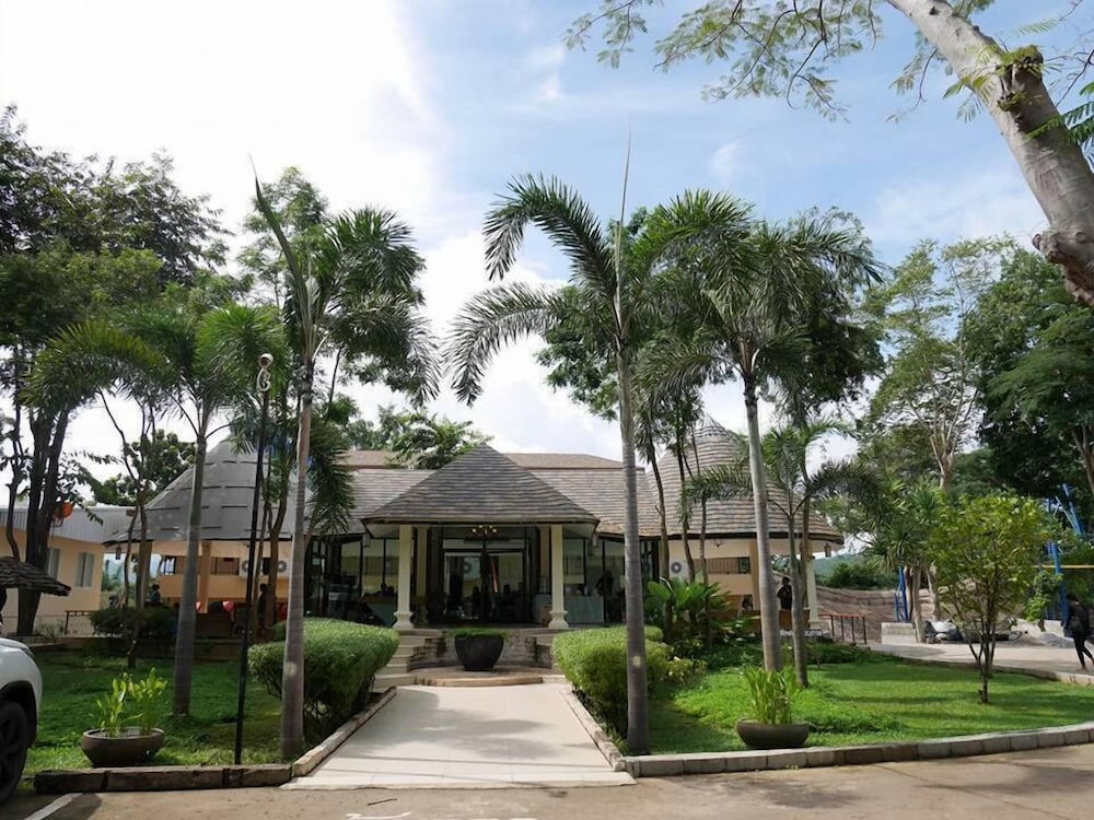 Suansaiyok Resort 4/50