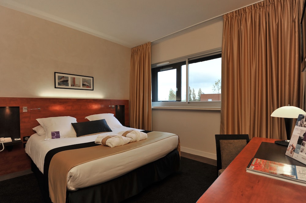 Mercure Maurepas Saint Quentin 16/70