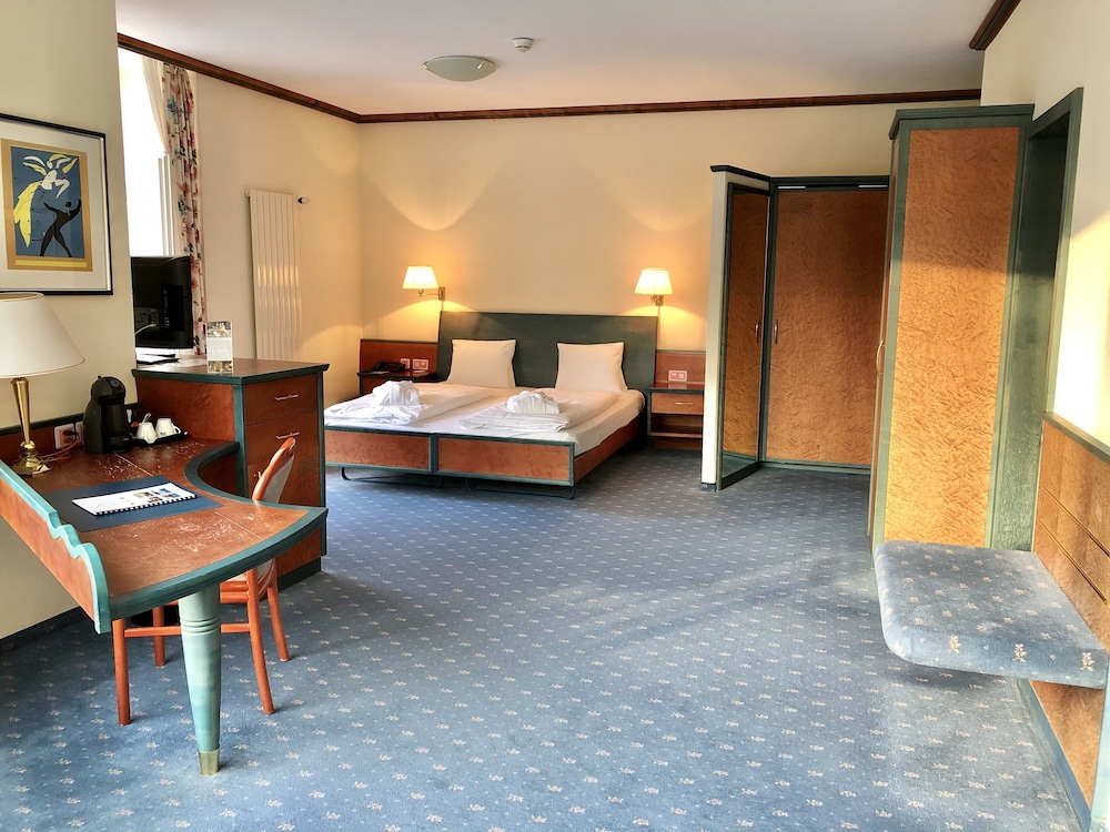 Thermal Hotels And Walliser Alpentherme Leukerbad 56/77