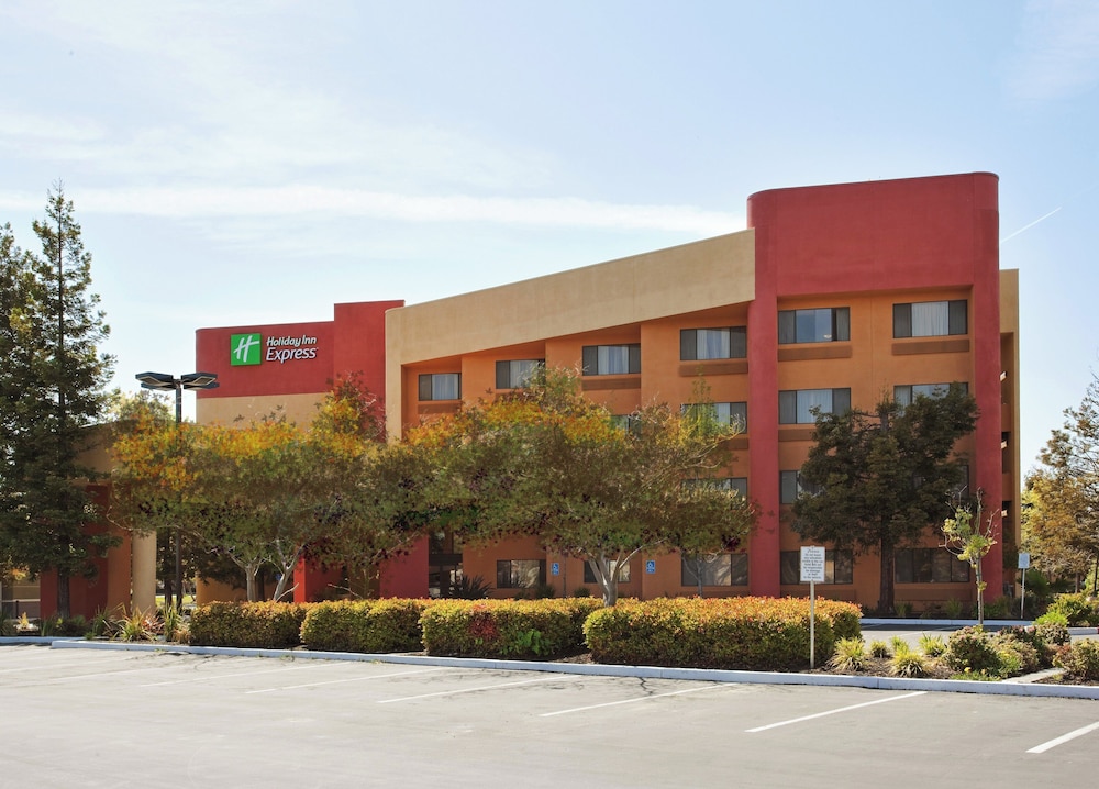 Holiday Inn Express Union City(San Jose) 2/59