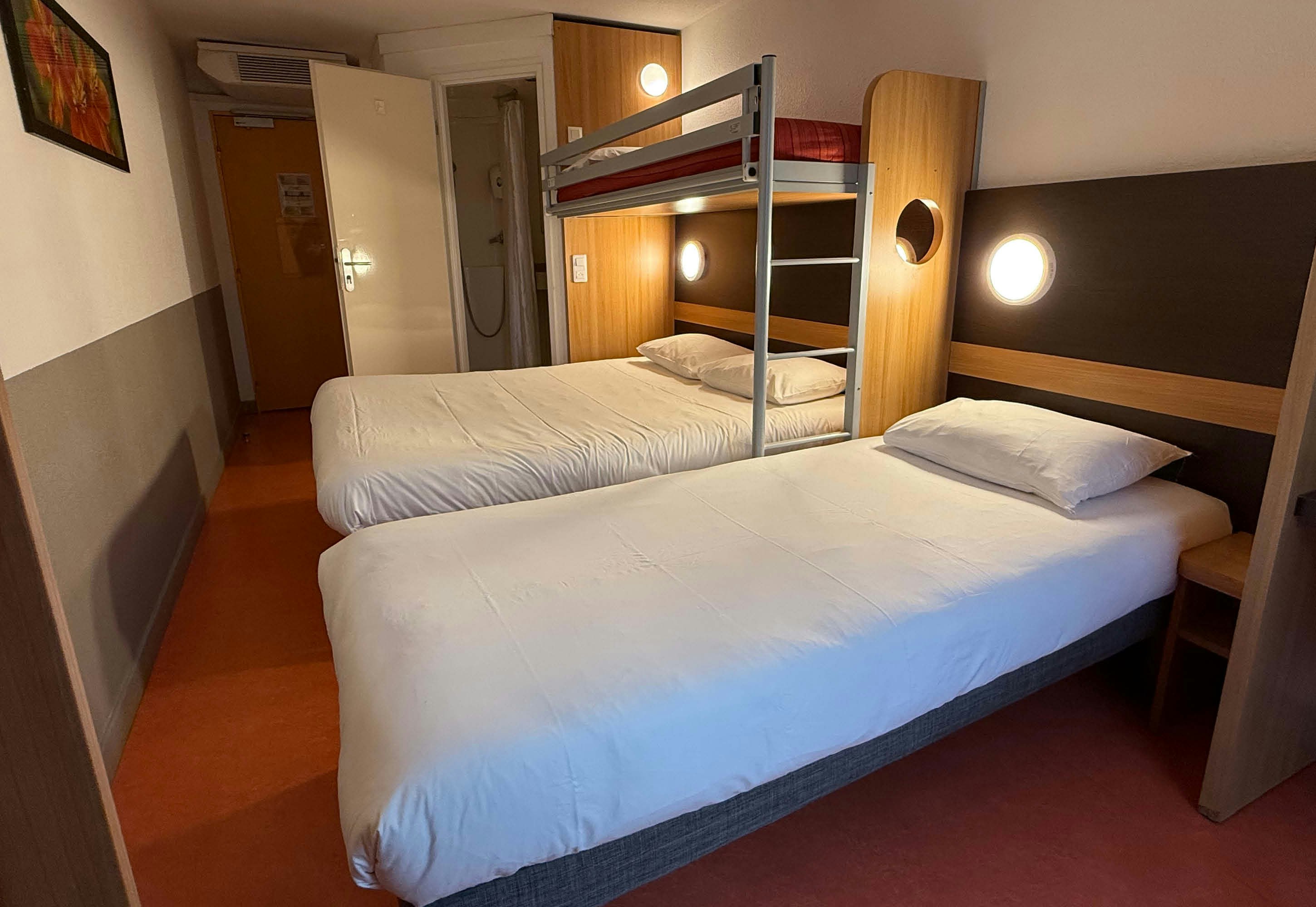 B&B HOTEL Lisieux Parc des Expositions 9/25