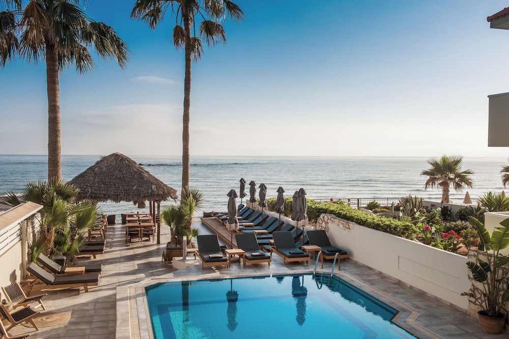 Soleil Rooms & Suites 37/42