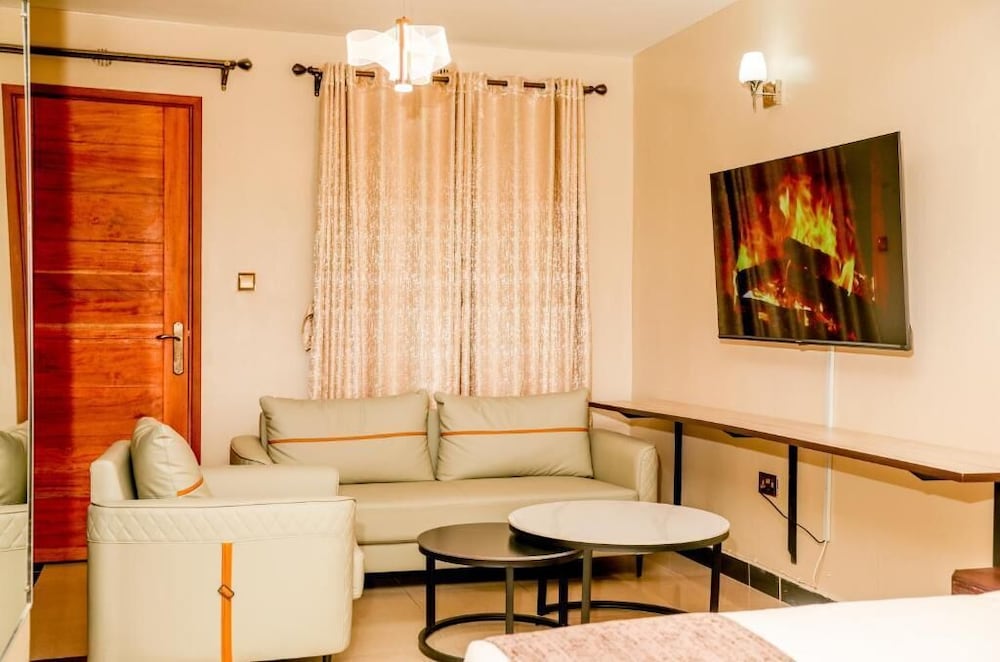 Emboita Hotel 31/50