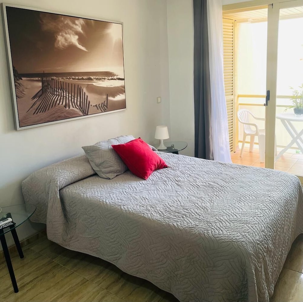 PUERTA DEL SOL TRM only adults 9/45
