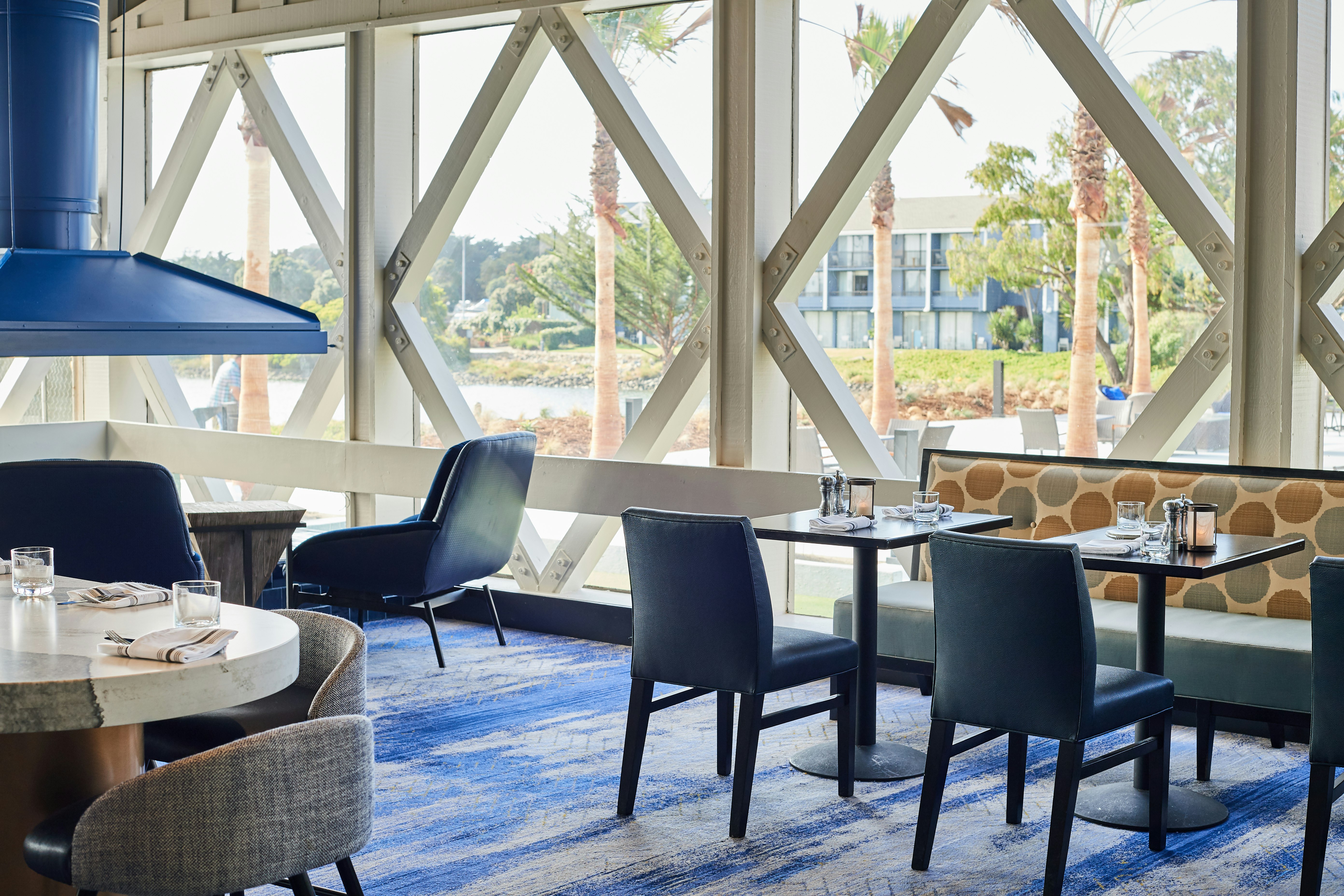 DoubleTree by Hilton Hotel Berkeley Marina 60/83