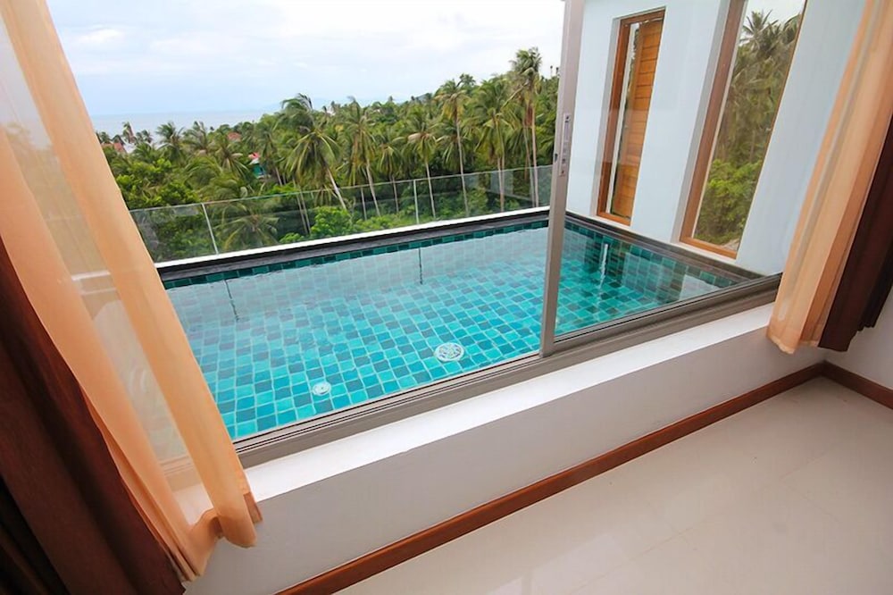 Tropical Sea View Residence 26/60