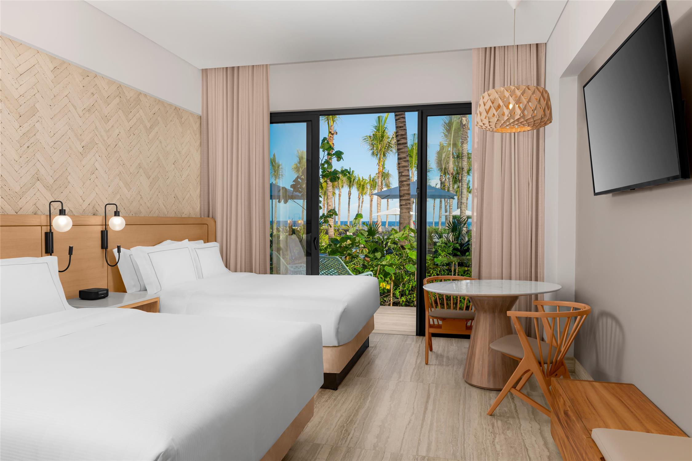 FAMILY, 2 QUEEN BEDS, OCEAN VIEW