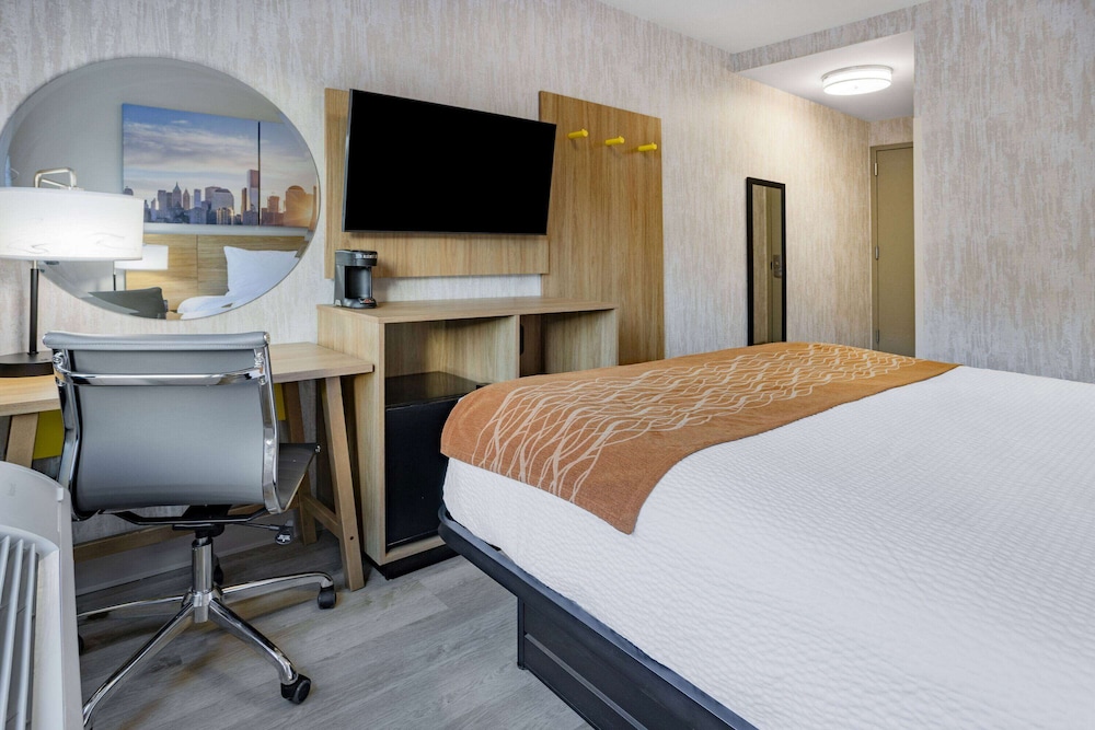 Days Inn by Wyndham Bronx NYC 26/50