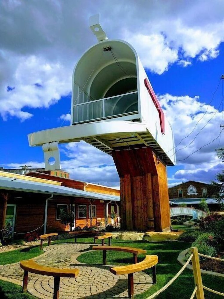 Eighteen-Ninety Sleepover 2/46