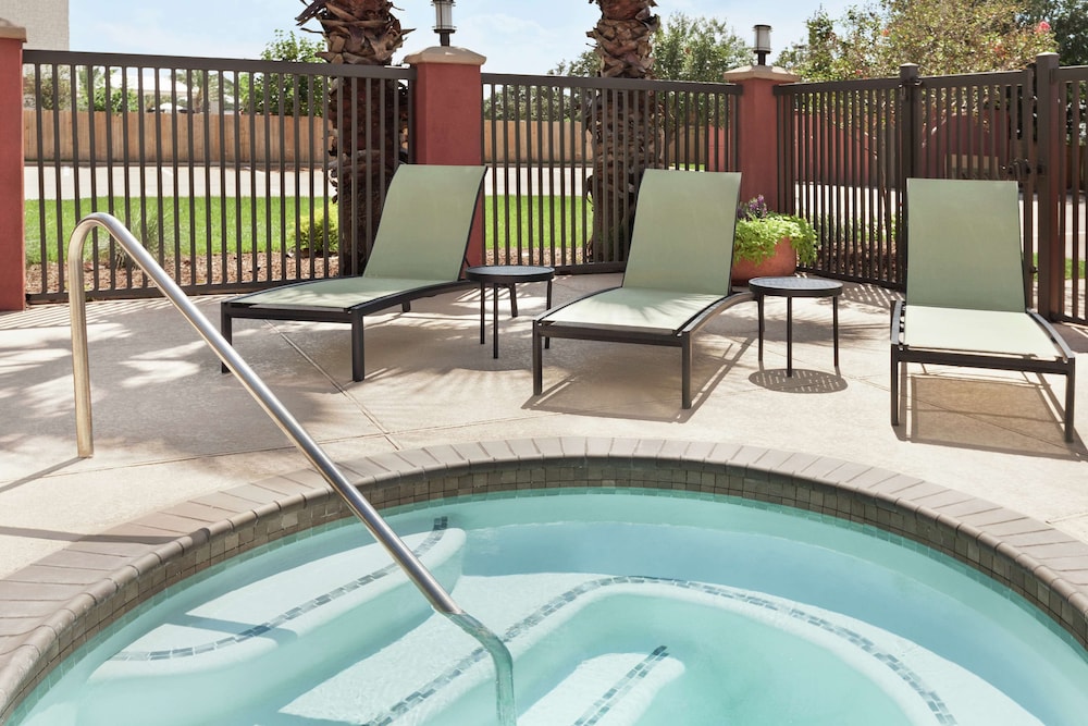 Hampton Inn Houston Hobby Airport 3/51