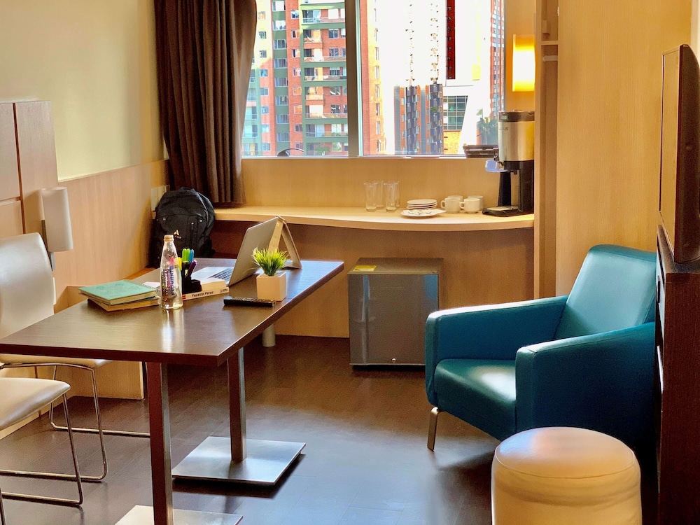 Ibis Medellin 40/67