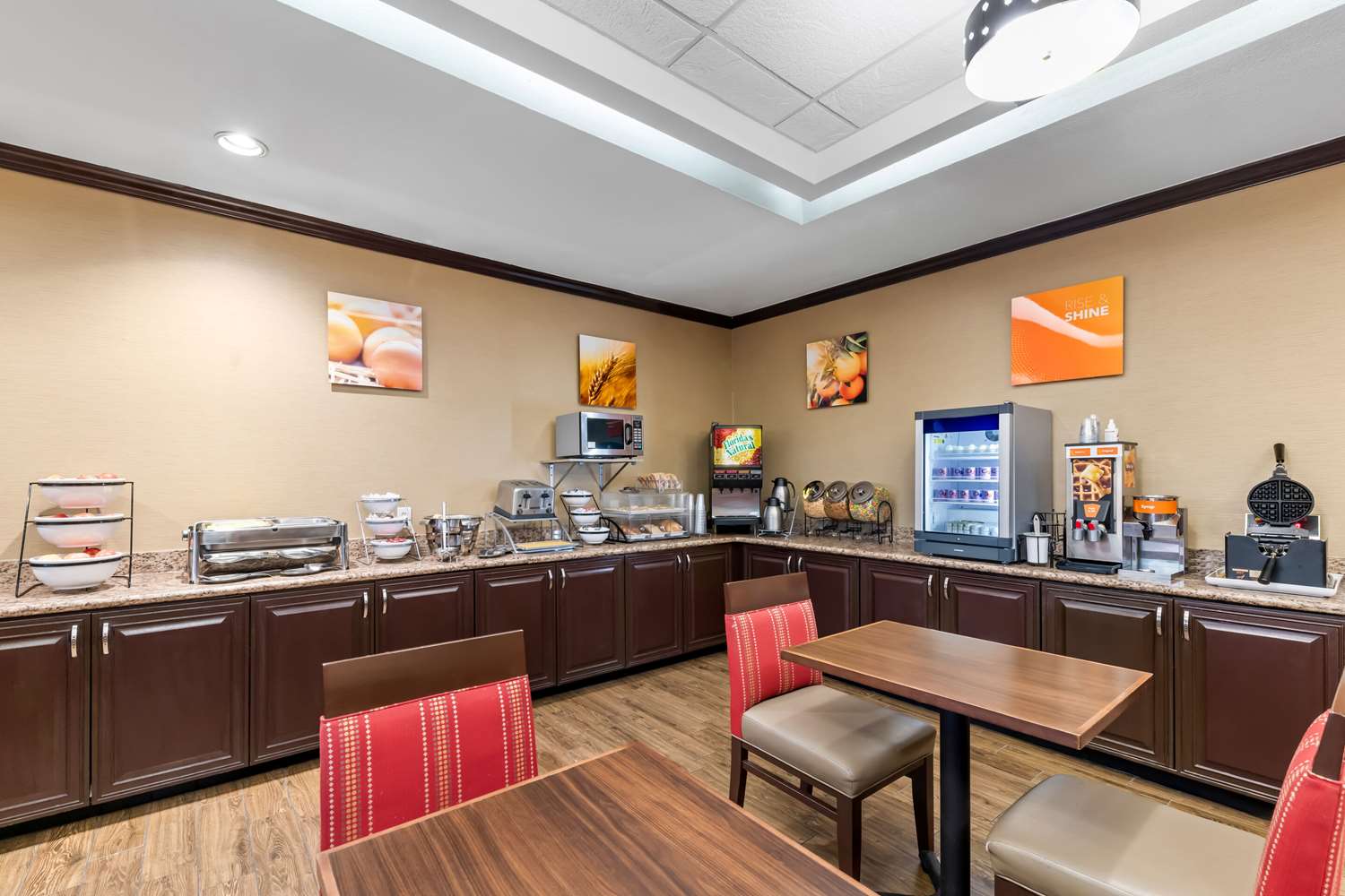 Comfort Inn Suites Near Lake Lewisville 28/43