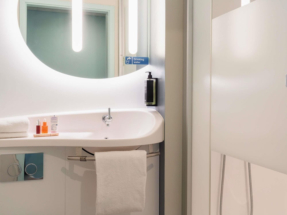 Ibis Budget Geneve Palexpo Aeroport 63/63